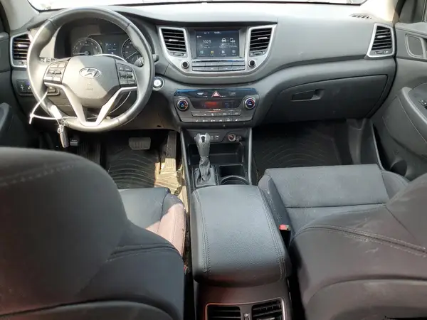 KM8J33A20JU779726 2018 HYUNDAI TUCSON - Image 8