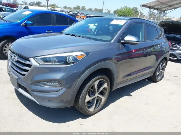 KM8J33A20JU799412 2018 HYUNDAI TUCSON - Image 2