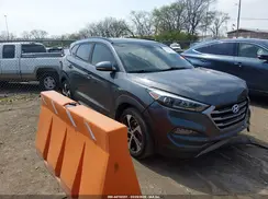 KM8J33A20JU817973 2018 HYUNDAI TUCSON
