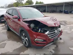 KM8J33A20JU818752 2018 HYUNDAI TUCSON