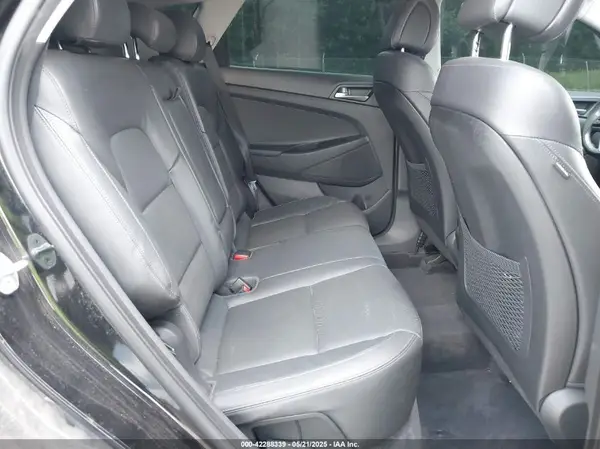 KM8J33A21GU025369 2016 HYUNDAI TUCSON - Image 8