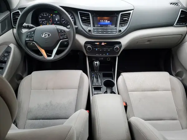 KM8J33A21GU027767 2016 HYUNDAI TUCSON - Image 8