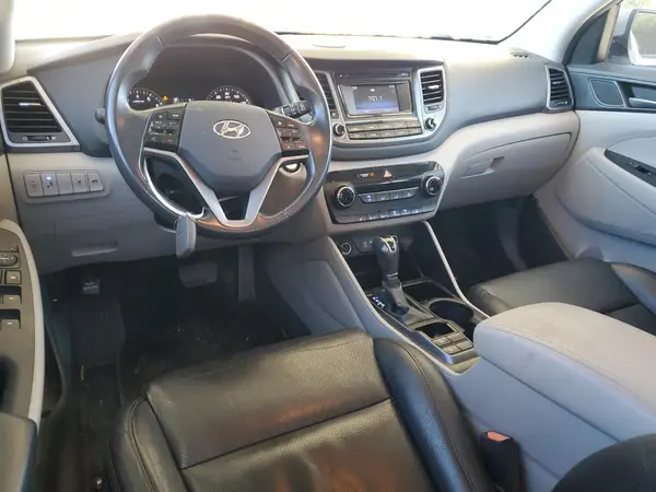 KM8J33A21GU030023 2016 HYUNDAI TUCSON - Image 8