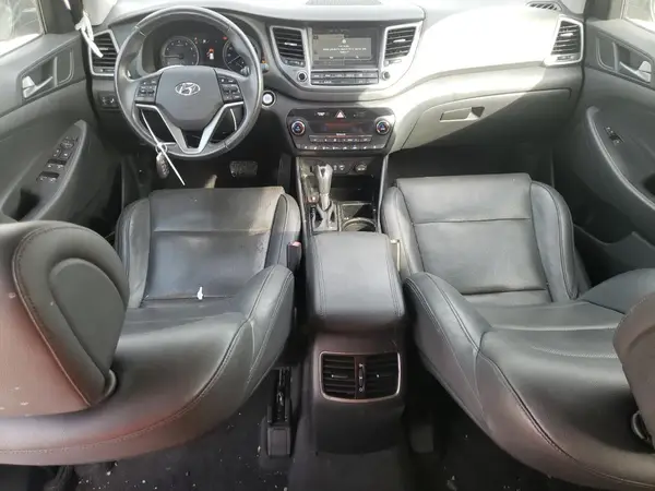 KM8J33A21GU042978 2016 HYUNDAI TUCSON - Image 8