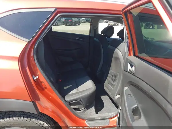 KM8J33A21GU057738 2016 HYUNDAI TUCSON - Image 8