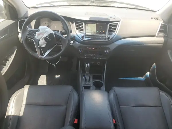 KM8J33A21GU063880 2016 HYUNDAI TUCSON - Image 8