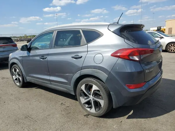 KM8J33A21GU086964 2016 HYUNDAI TUCSON - Image 2