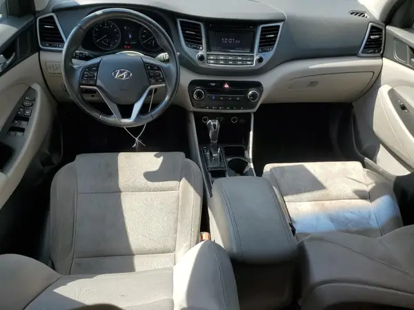 KM8J33A21GU086964 2016 HYUNDAI TUCSON - Image 8