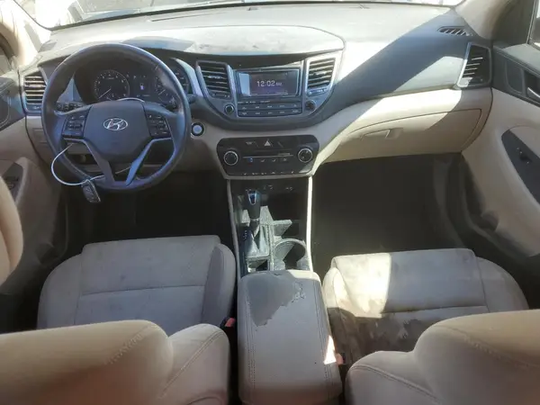 KM8J33A21GU095020 2016 HYUNDAI TUCSON - Image 8
