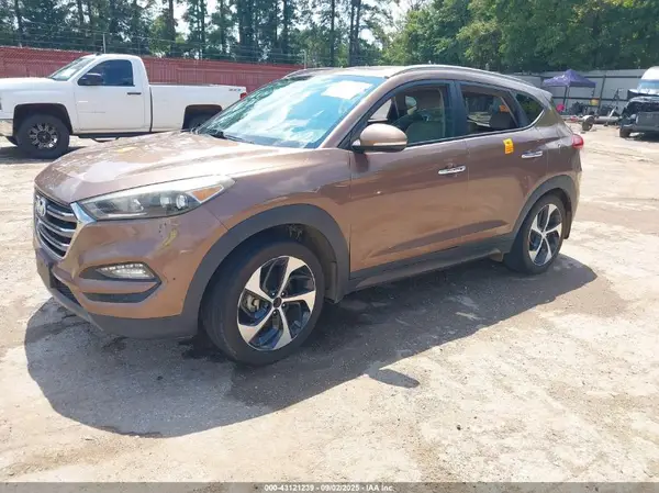 KM8J33A21GU106243 2016 HYUNDAI TUCSON - Image 2