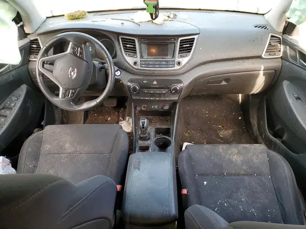 KM8J33A21GU106310 2016 HYUNDAI TUCSON - Image 8