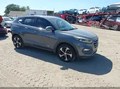 KM8J33A21GU120451 2016 HYUNDAI TUCSON