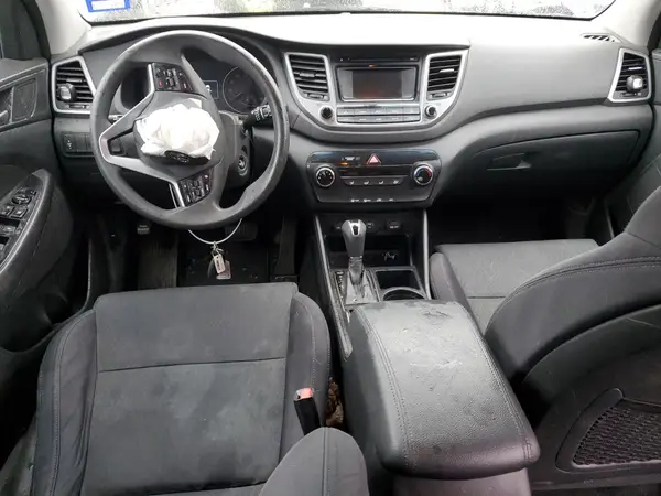 KM8J33A21GU141431 2016 HYUNDAI TUCSON - Image 8