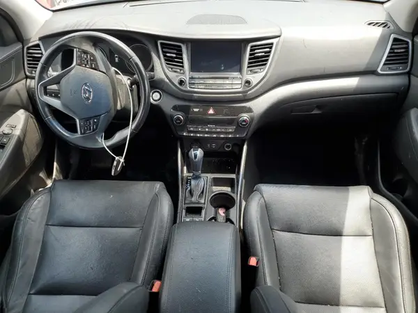 KM8J33A21GU147732 2016 HYUNDAI TUCSON - Image 8