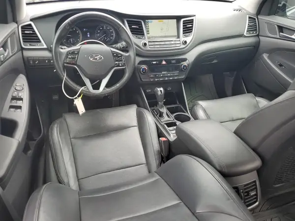 KM8J33A21GU151862 2016 HYUNDAI TUCSON - Image 8