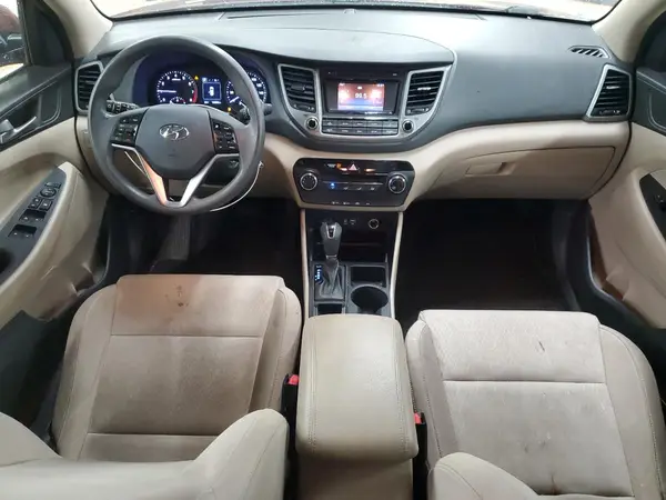 KM8J33A21GU158794 2016 HYUNDAI TUCSON - Image 8