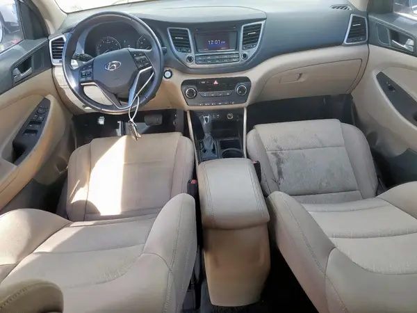 KM8J33A21GU161016 2016 HYUNDAI TUCSON - Image 8