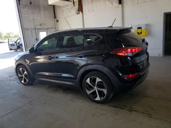 KM8J33A21GU182142 2016 HYUNDAI TUCSON - Image 2