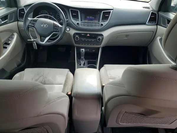 KM8J33A21GU193965 2016 HYUNDAI TUCSON - Image 8