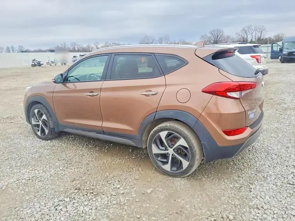 KM8J33A21GU196087 2016 HYUNDAI TUCSON - Image 2