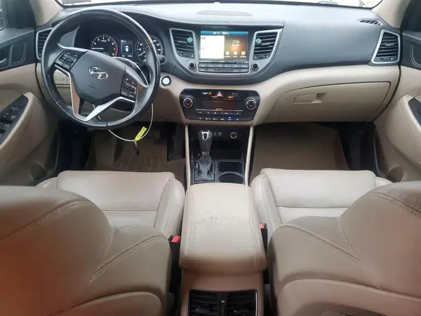 KM8J33A21GU196087 2016 HYUNDAI TUCSON - Image 8