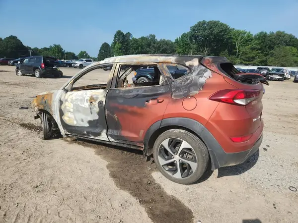 KM8J33A21GU200638 2016 HYUNDAI TUCSON - Image 2