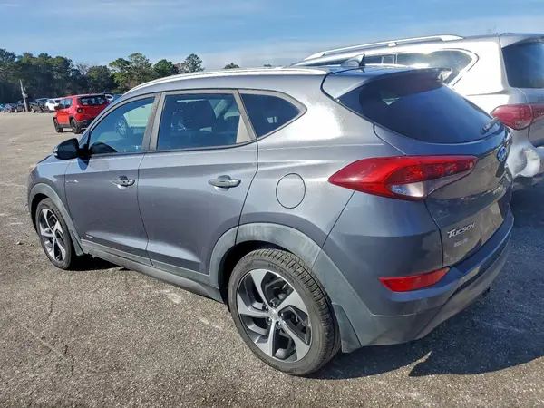KM8J33A21GU210327 2016 HYUNDAI TUCSON - Image 2