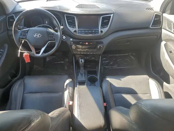 KM8J33A21GU210327 2016 HYUNDAI TUCSON - Image 8