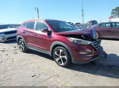 KM8J33A21GU227189 2016 HYUNDAI TUCSON