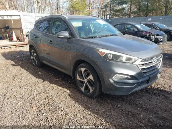 KM8J33A21GU232747 2016 HYUNDAI TUCSON - Image 1
