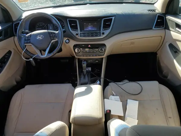 KM8J33A21GU251752 2016 HYUNDAI TUCSON - Image 8