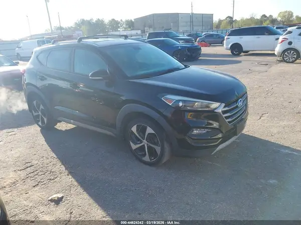 KM8J33A21HU289824 2017 HYUNDAI TUCSON - Image 1