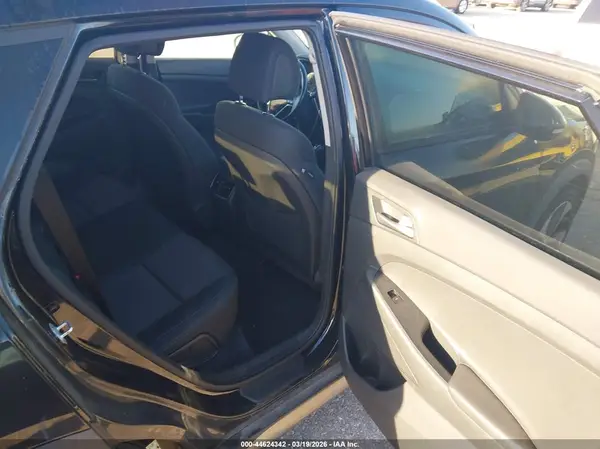 KM8J33A21HU289824 2017 HYUNDAI TUCSON - Image 8