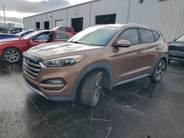 KM8J33A21HU292948 2017 HYUNDAI TUCSON - Image 1