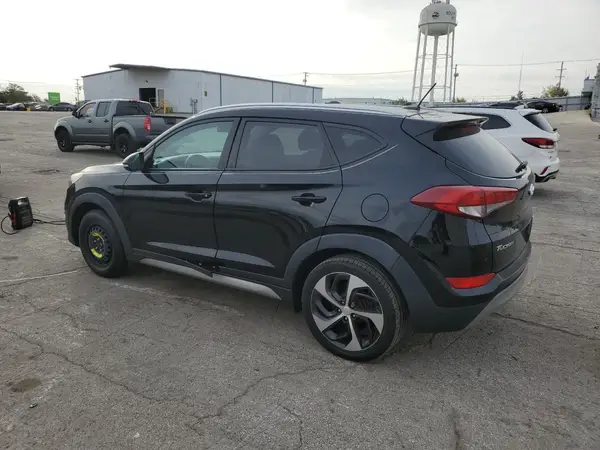 KM8J33A21HU316617 2017 HYUNDAI TUCSON - Image 2