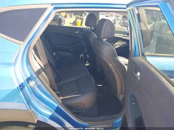 KM8J33A21HU320098 2017 HYUNDAI TUCSON - Image 8