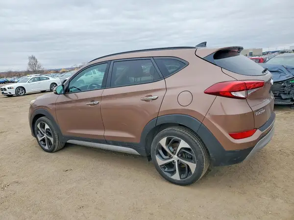 KM8J33A21HU322837 2017 HYUNDAI TUCSON - Image 2