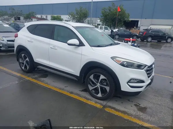 KM8J33A21HU323437 2017 HYUNDAI TUCSON - Image 1