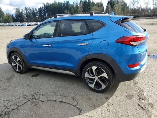 KM8J33A21HU355045 2017 HYUNDAI TUCSON - Image 2