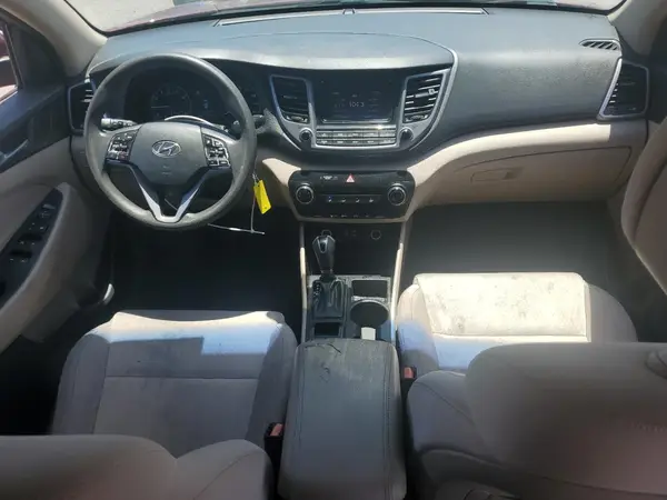 KM8J33A21HU356177 2017 HYUNDAI TUCSON - Image 8