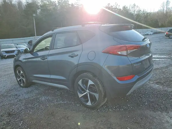 KM8J33A21HU367549 2017 HYUNDAI TUCSON - Image 2