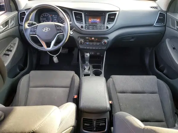 KM8J33A21HU367549 2017 HYUNDAI TUCSON - Image 8