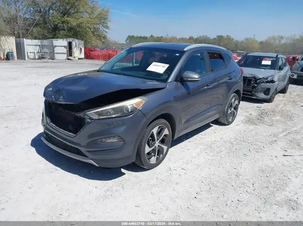 KM8J33A21HU367681 2017 HYUNDAI TUCSON - Image 2