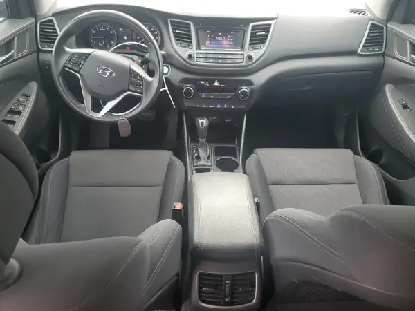 KM8J33A21HU369527 2017 HYUNDAI TUCSON - Image 8