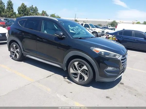 KM8J33A21HU371651 2017 HYUNDAI TUCSON - Image 1