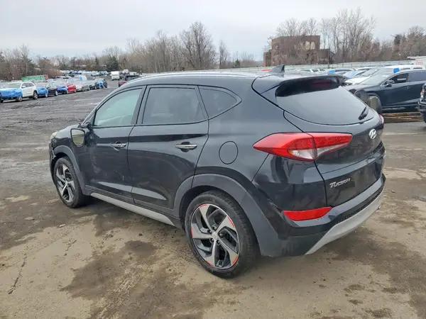 KM8J33A21HU378387 2017 HYUNDAI TUCSON - Image 2
