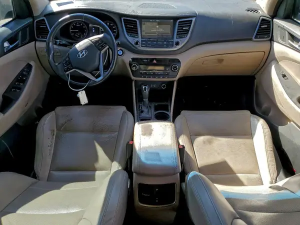 KM8J33A21HU379569 2017 HYUNDAI TUCSON - Image 8