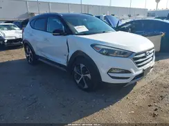 KM8J33A21HU381225 2017 HYUNDAI TUCSON
