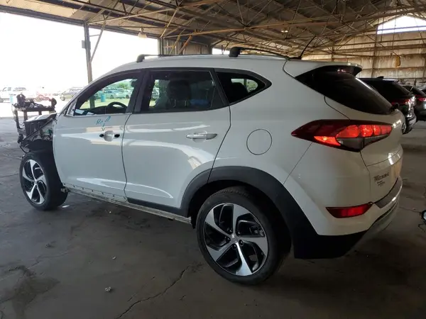 KM8J33A21HU385405 2017 HYUNDAI TUCSON - Image 2