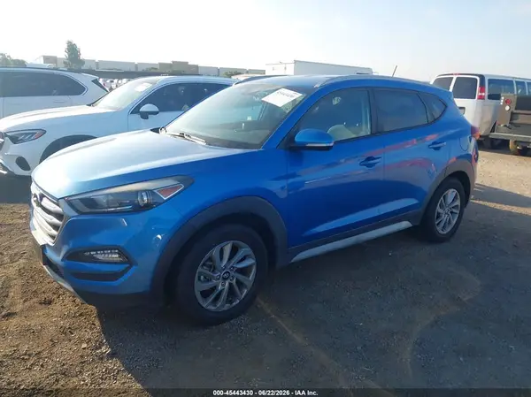 KM8J33A21HU419861 2017 HYUNDAI TUCSON - Image 2